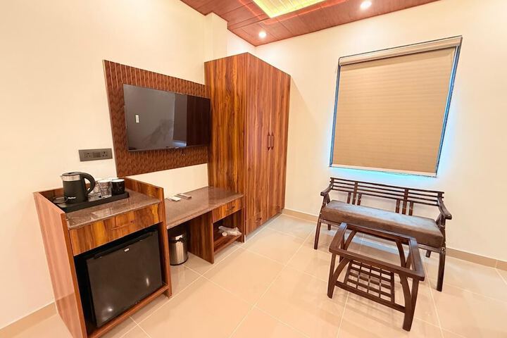Room 12 of 54