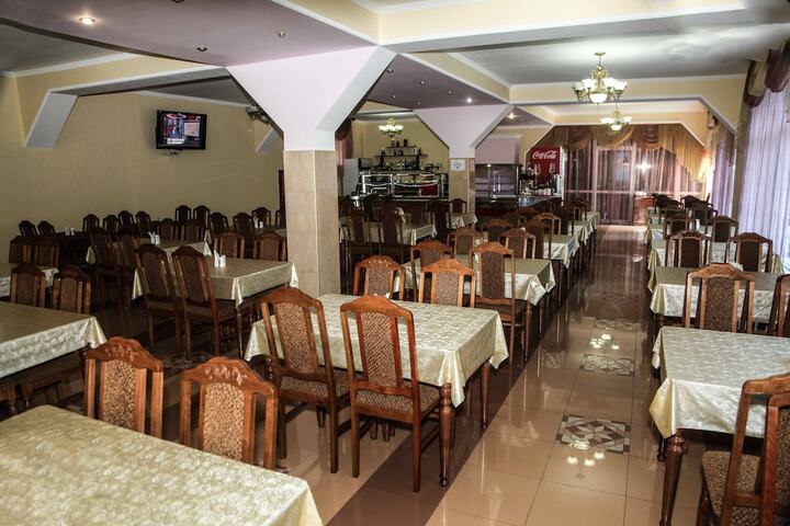 Dining Photos