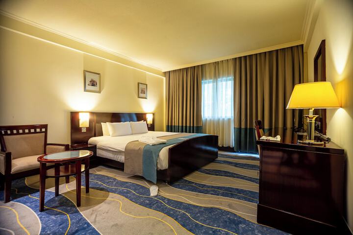 Room 14 of 41