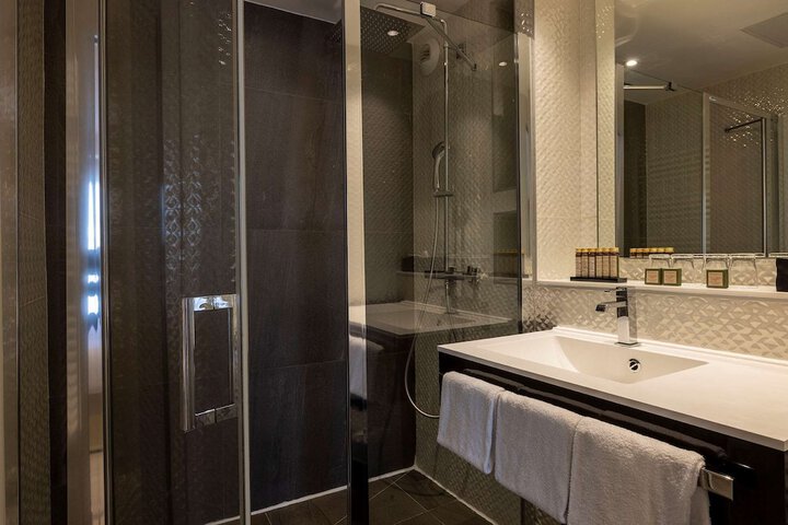 Clean Restrooms
