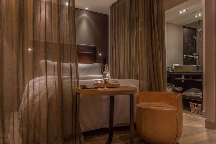 Room 50 of 139