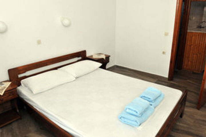 Room 18 of 22