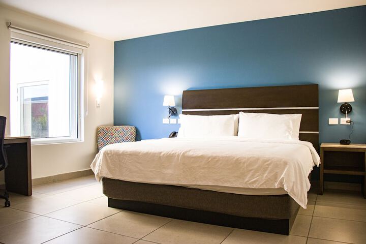 Room 10 of 60