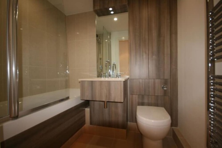 Room 20 of 29