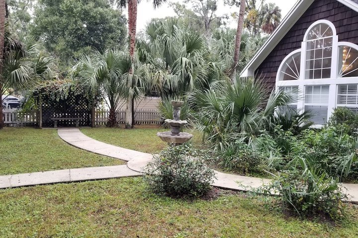 Property Grounds 22 of 27