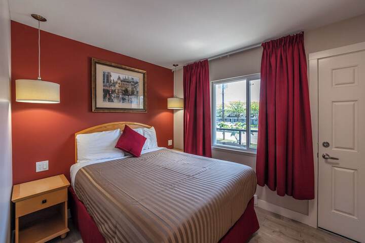 Room 3 of 80