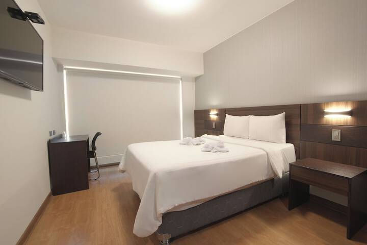 Room 18 of 81