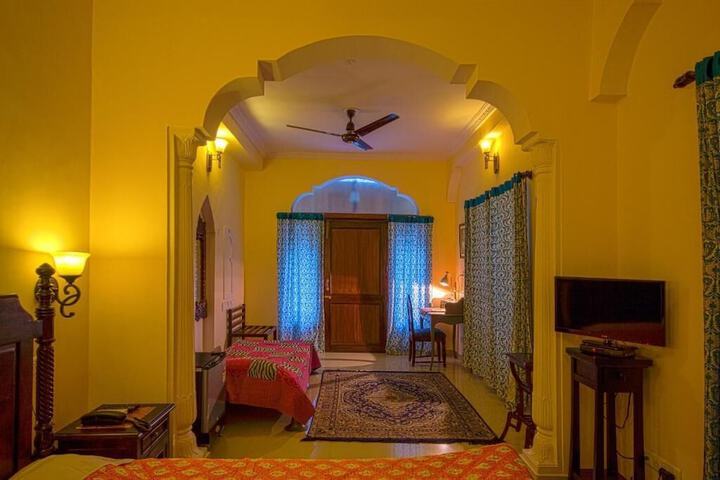 Room 15 of 47