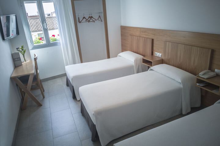 Room 11 of 45