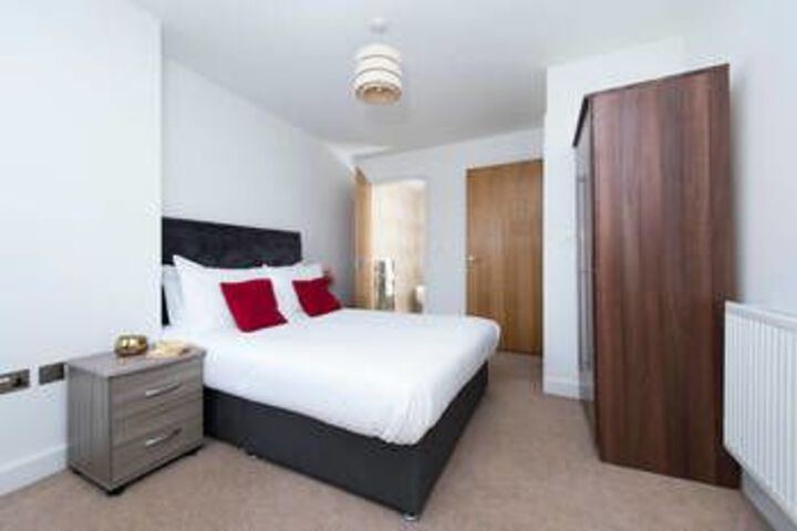 Room 13 of 26