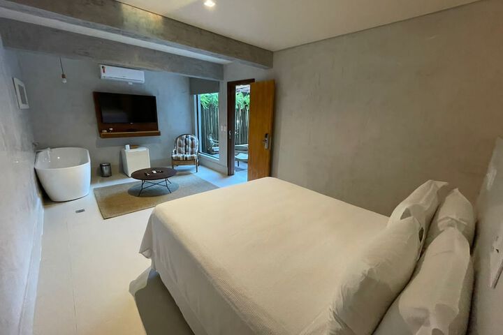 Room 18 of 70