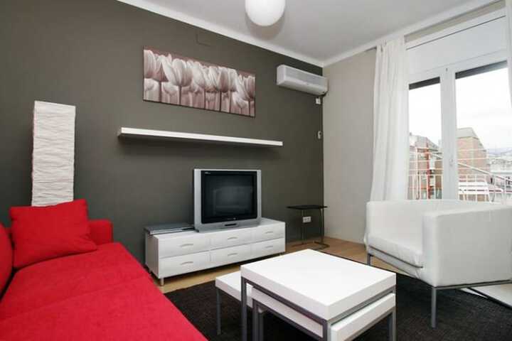 Room 13 of 20