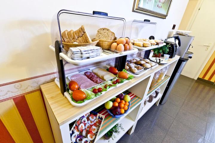 Dining Photos