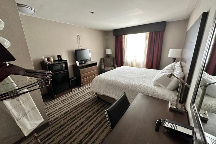 2 Double Beds (4 of 5)