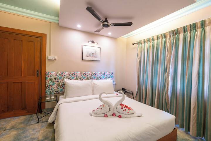 Room 19 of 114