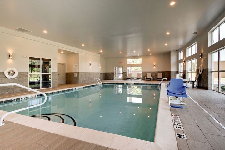 Pool image of Holiday Inn Express Hotel & Suites Albany by IHG