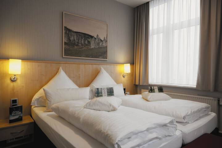 Room 14 of 209
