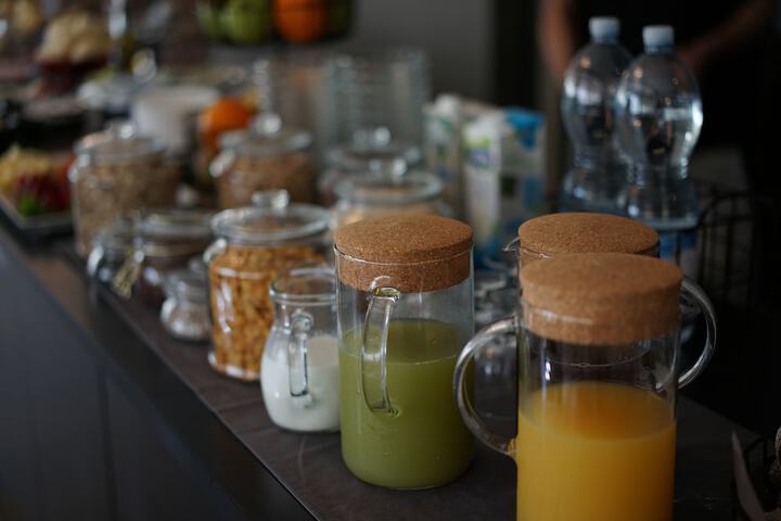 Breakfast/Coffee Service 56 of 76