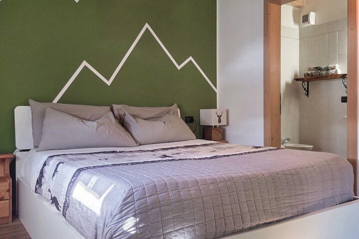 Room 42 of 152