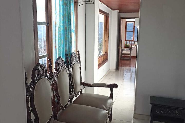 Room 49 of 66