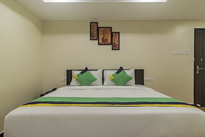 Room 18 of 34