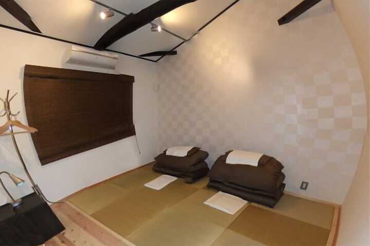 Room 3 of 30