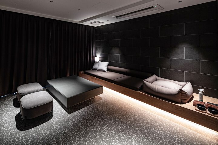 Room 65 of 87