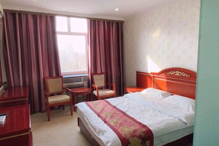 Xinrui Business Hotel