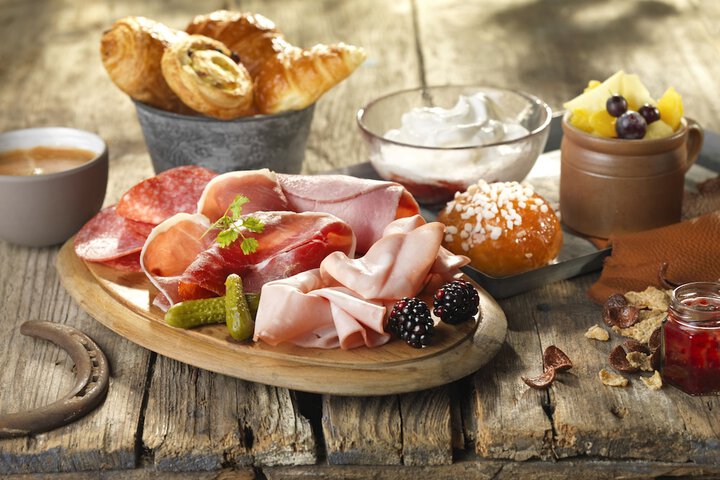 Breakfast meal
