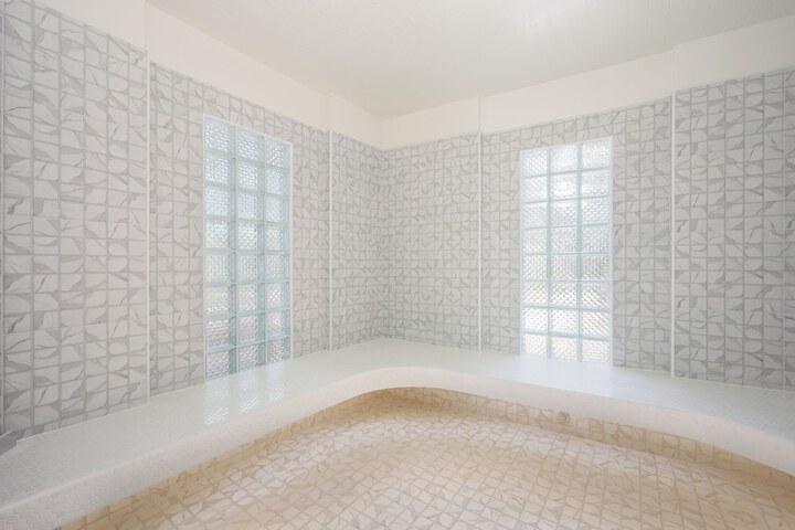 Room 20 of 29