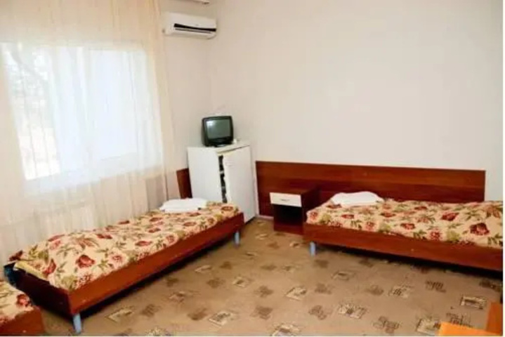Room 7 of 24