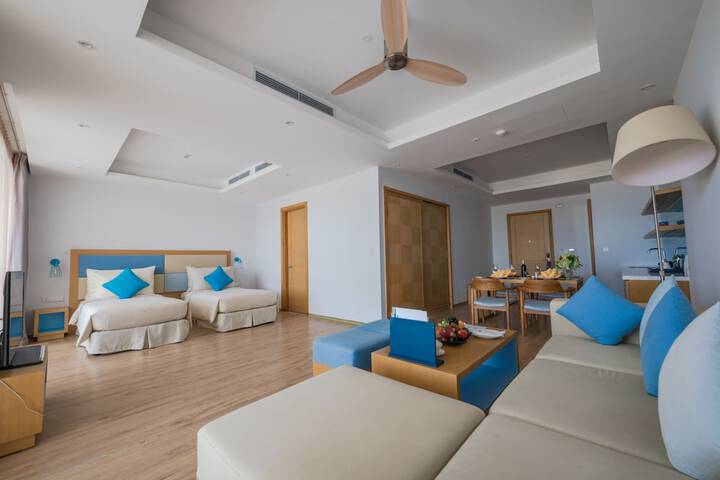 Room 20 of 86