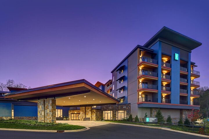 Photo of Embassy Suites by Hilton Gatlinburg Resort