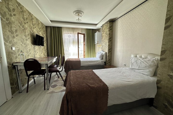 Room 28 of 45