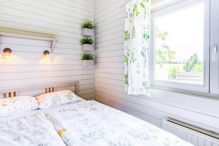 Room 4 of 57