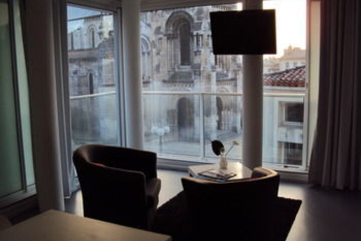Room 3 of 12