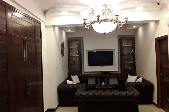 Room 13 of 21