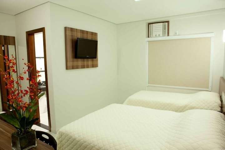 Room 11 of 38