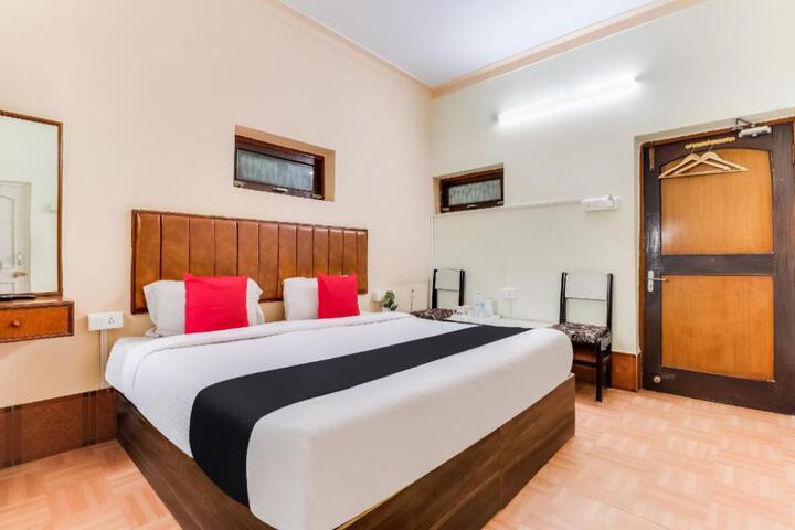 Capital O 62632 Kanha Hotel & Restraunts