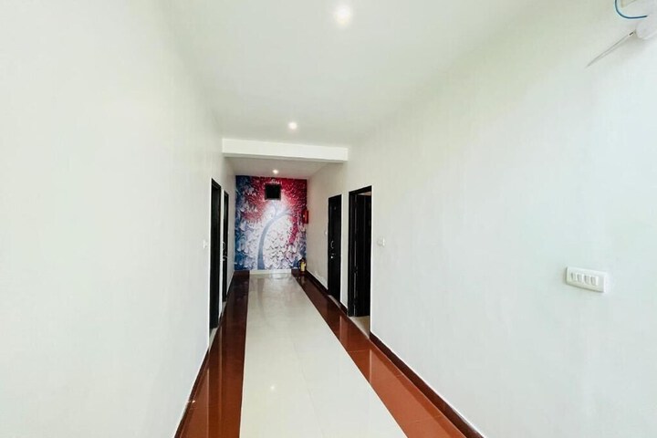 Room 18 of 21