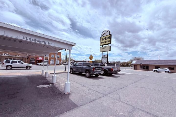 Tomahawk Motor Lodge Riverton US-26 in Riverton, WY