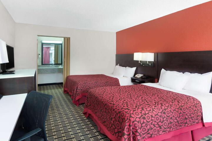 2 Double Beds (1 of 7)