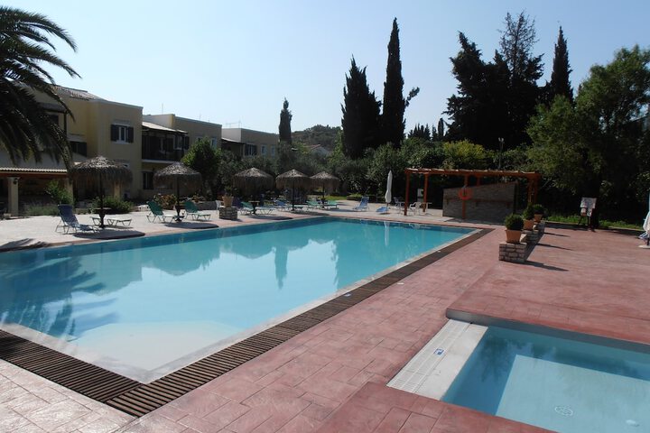 Pool 33 of 46