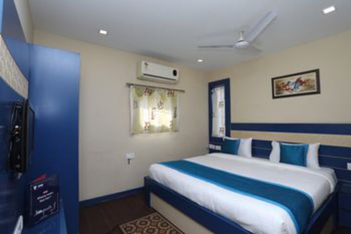 Room 9 of 21