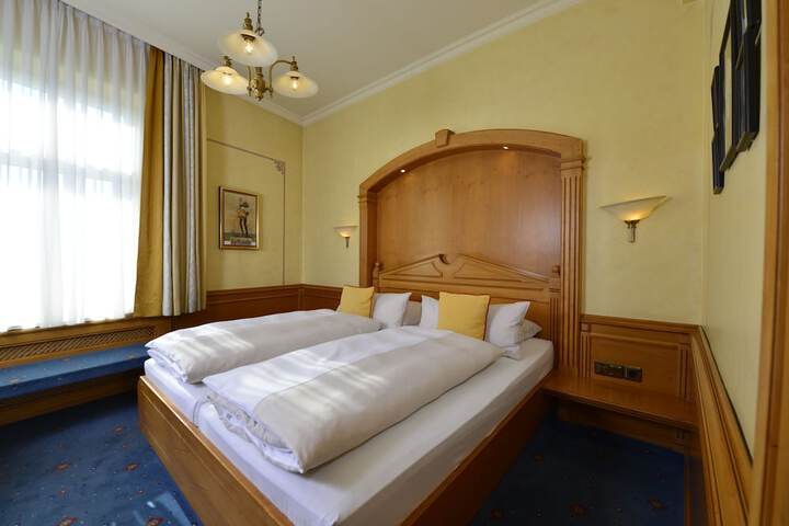 Room 54 of 112