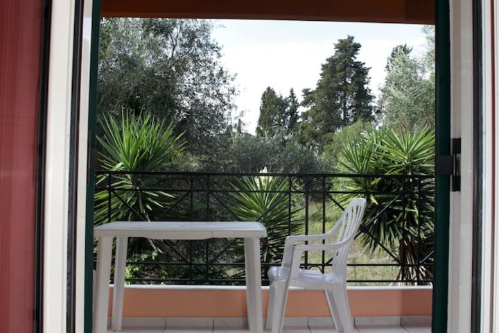 Room 3 of 57