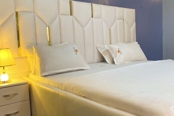 Room 20 of 93