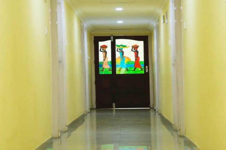 Ballroom/Hall 15 of 17