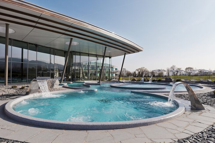 Pool Hotel