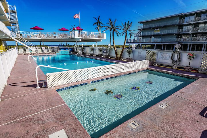 Paradise Oceanfront Resort
